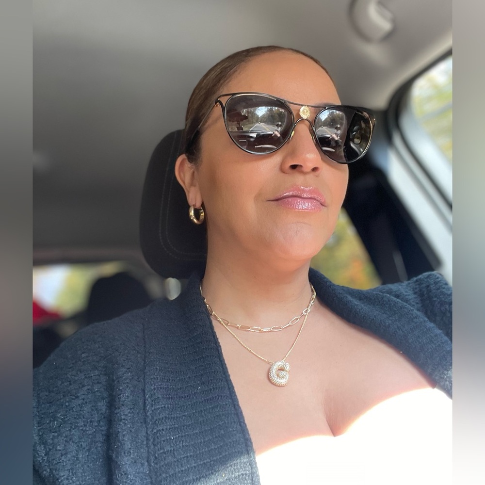 Meet your Posher, Gina